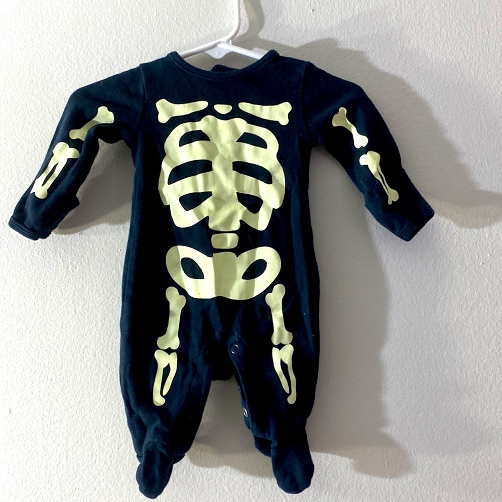 CARTER’S Halloween Onesie